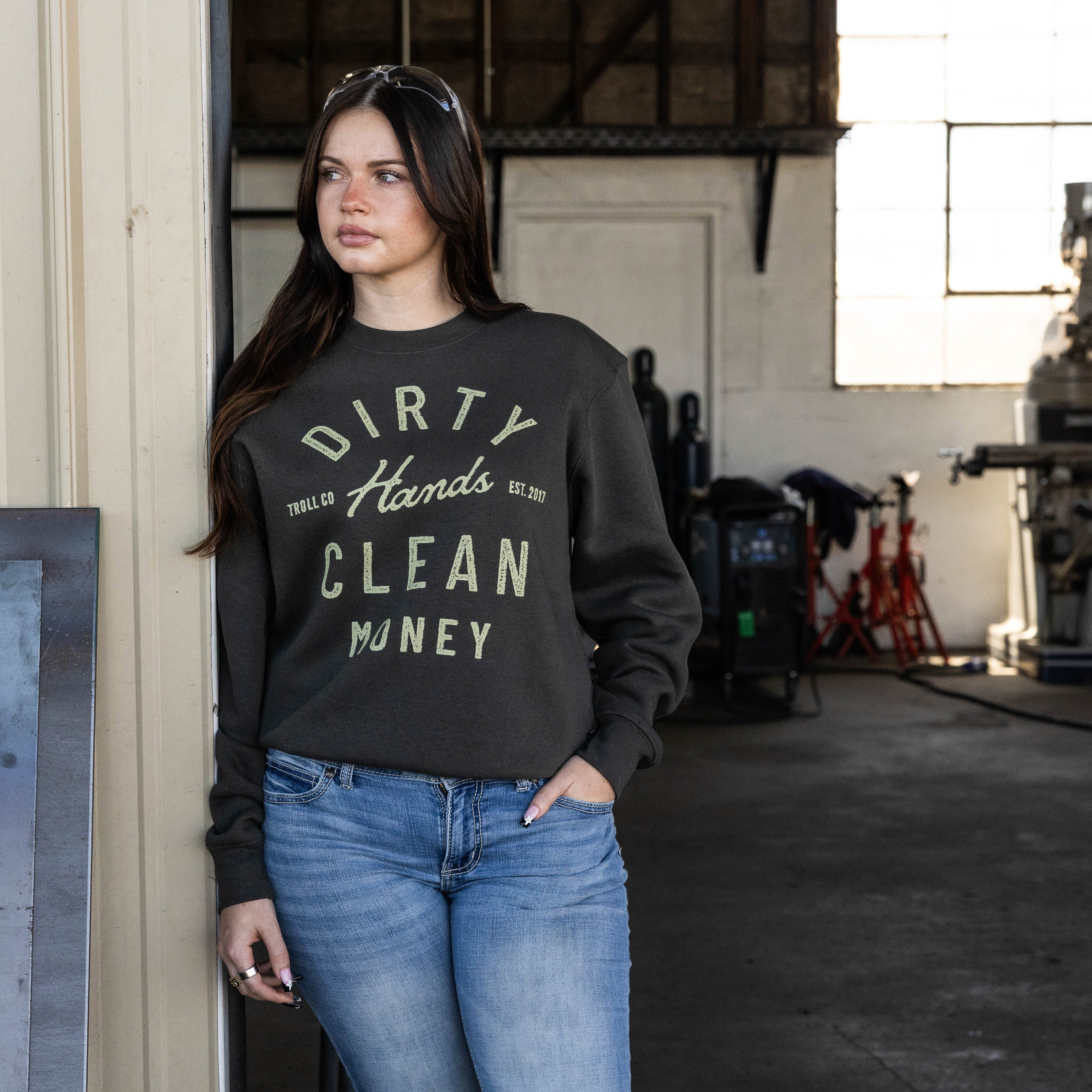 Women's DHCM Juno Crewneck | Color: Tar